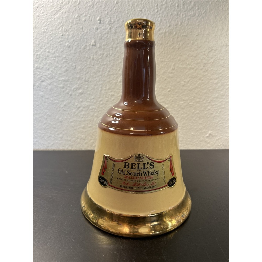 Bell's Scotch Whiskey Collectable Bell Decanter Wade Perth Scotland